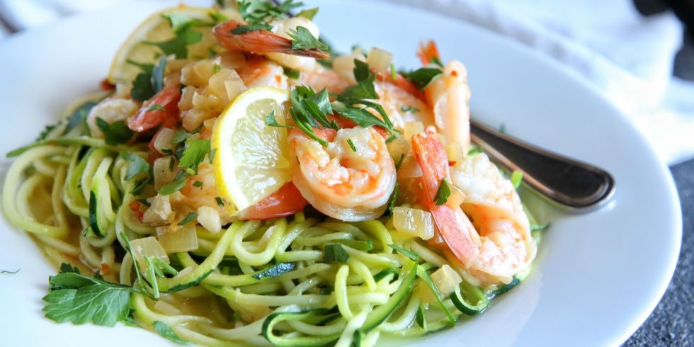 zucchini noodles with garlic shrimp